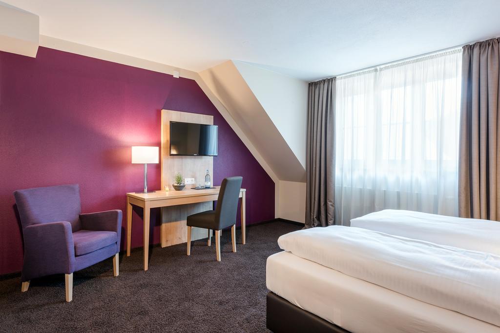 Die Post Hotel Bad Groenenbach Phòng bức ảnh