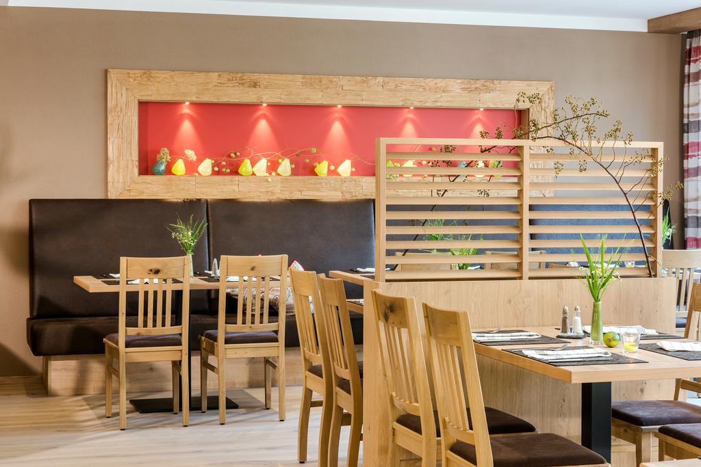 Die Post Hotel Bad Groenenbach Ngoại thất bức ảnh