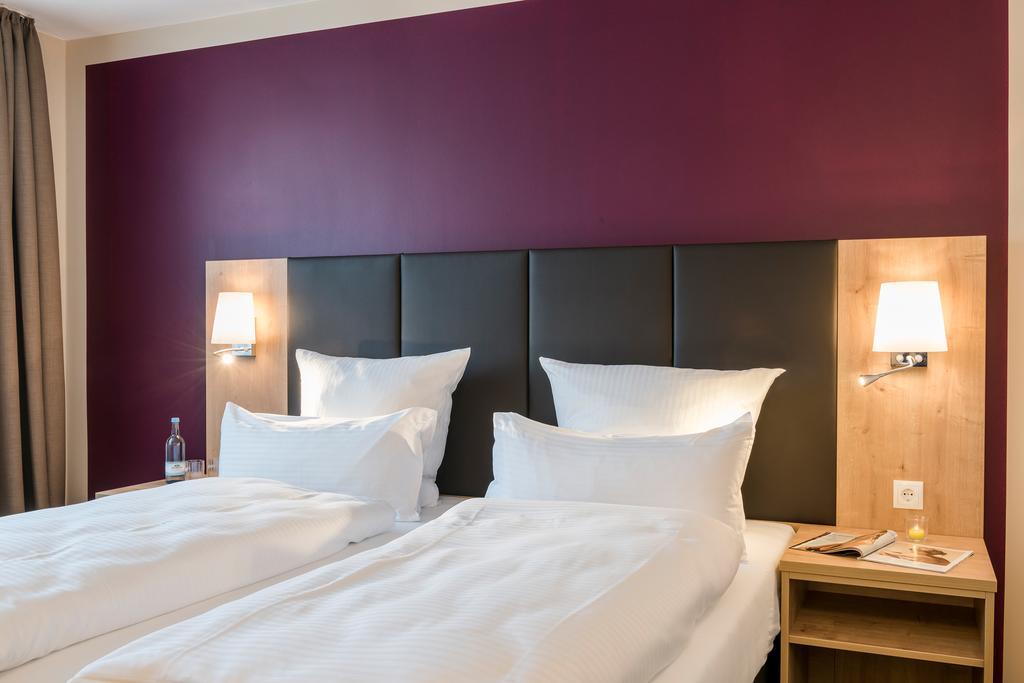Die Post Hotel Bad Groenenbach Phòng bức ảnh